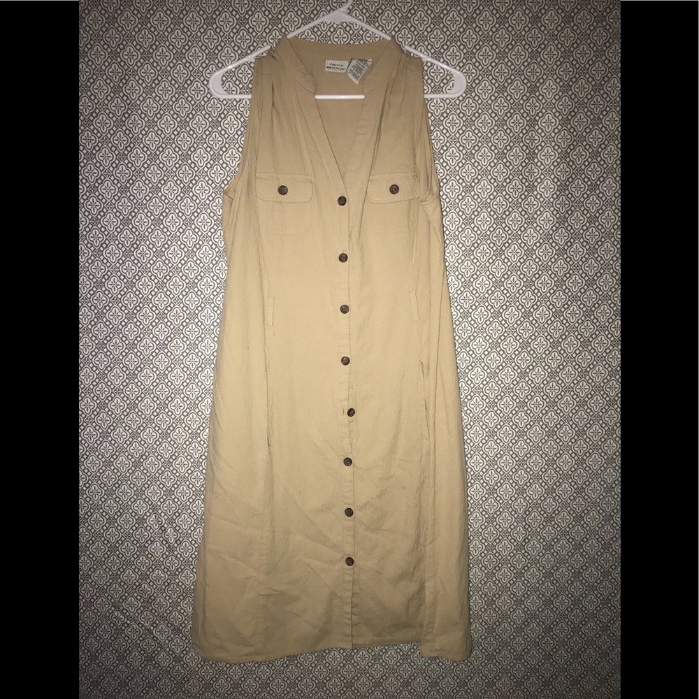 Khaki button up sleeveless dress with pockets